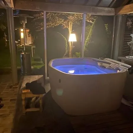 Hotel Chez Monsieur *