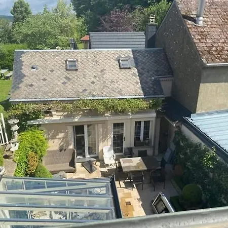 Chez Monsieur Hotel *